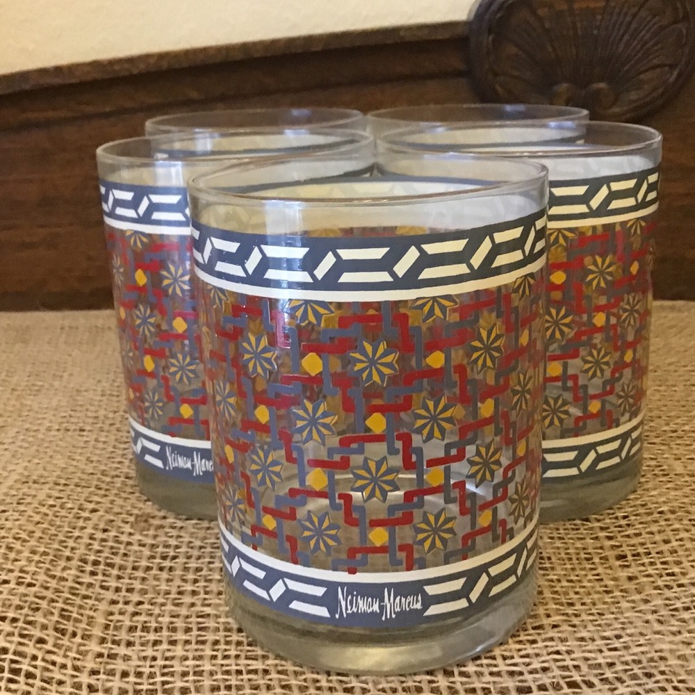 Vintage Neiman Marcus set of 5 glasses.
